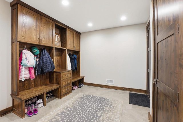 1636 Upland COURT, Hartland, WI 53029
