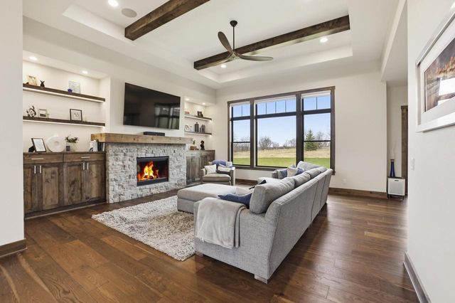 1636 Upland COURT, Hartland, WI 53029