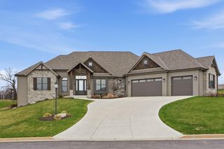 1636 Upland COURT, Hartland, WI 53029