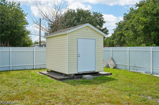 910 Richmond AVE N, Lehigh Acres, FL 33972