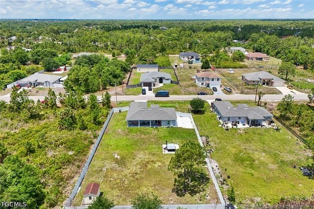 910 Richmond AVE N, Lehigh Acres, FL 33972