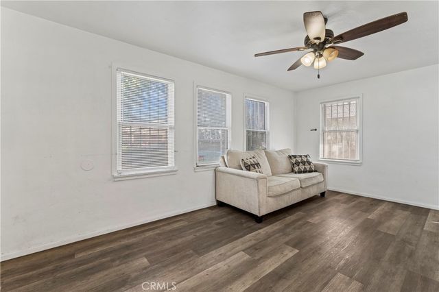 597 W 21st, San Bernardino, CA 92405