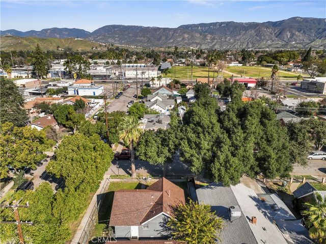 597 W 21st, San Bernardino, CA 92405
