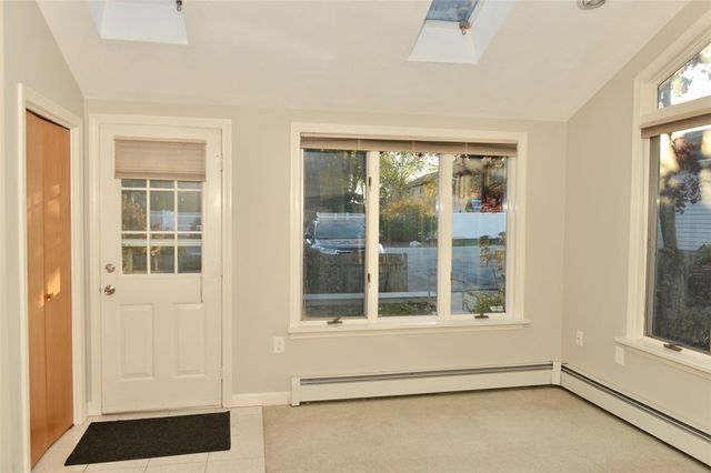 55 Vinton Avenue, Cranston, RI 02920