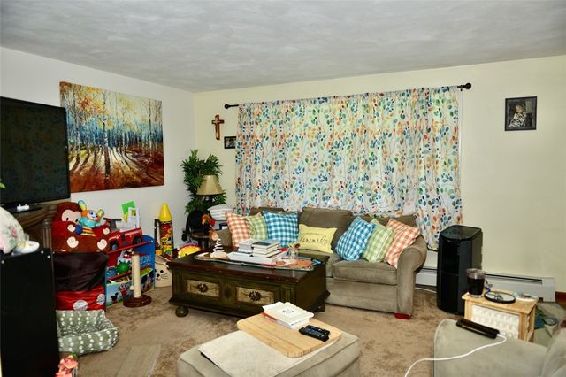 55 Vinton Avenue, Cranston, RI 02920