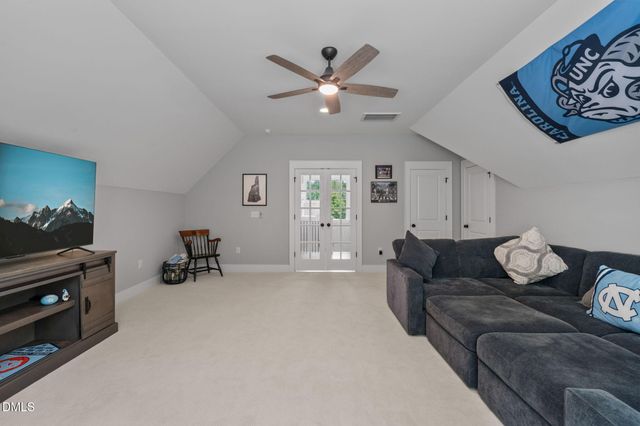 594 Birch Hollow Road, Chapel Hill, NC 27516