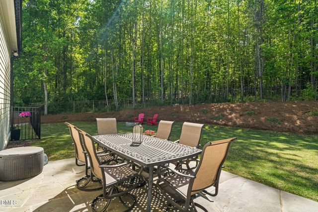 594 Birch Hollow Road, Chapel Hill, NC 27516