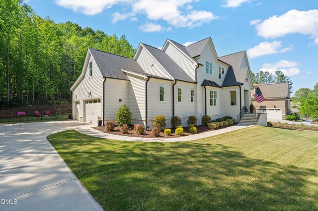 594 Birch Hollow Road, Chapel Hill, NC 27516