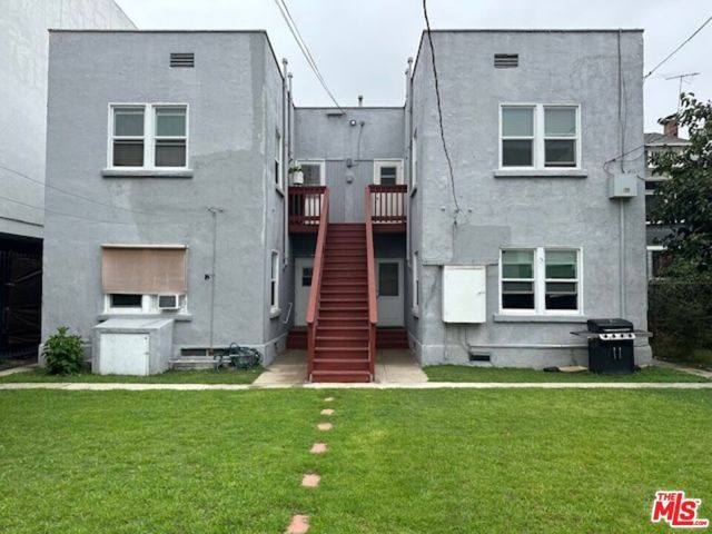 1025 Locust Avenue 2, Long Beach, CA 90813