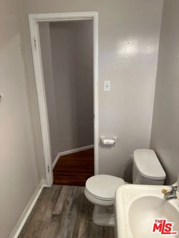 1025 Locust Avenue 2, Long Beach, CA 90813