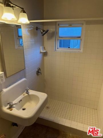 1025 Locust Avenue 2, Long Beach, CA 90813