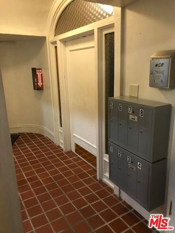 1025 Locust Avenue 2, Long Beach, CA 90813