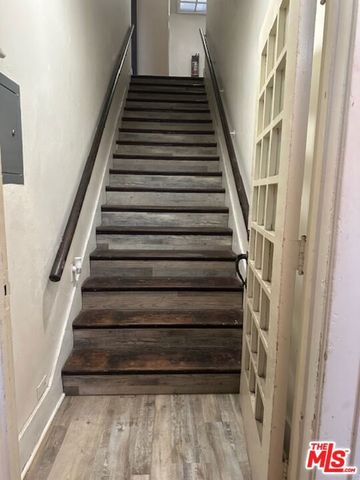 1025 Locust Avenue 2, Long Beach, CA 90813