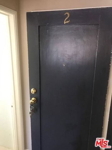 1025 Locust Avenue 2, Long Beach, CA 90813