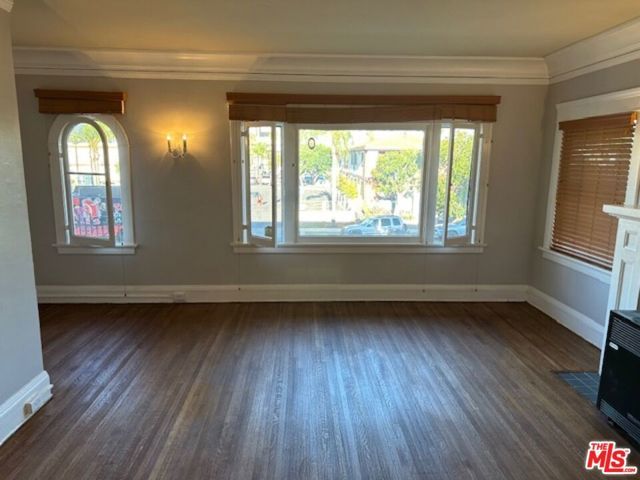 1025 Locust Avenue 2, Long Beach, CA 90813