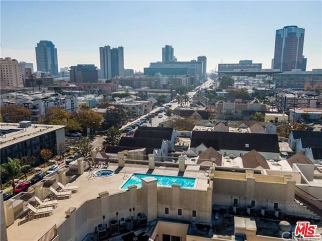 1025 Locust Avenue 2, Long Beach, CA 90813