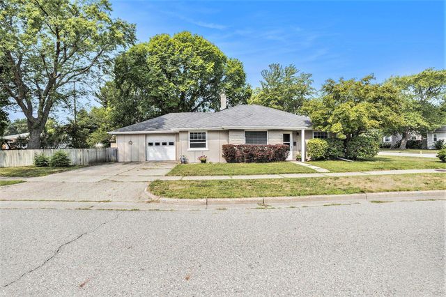705 S Griffin Street, Grand Haven City, MI 49417
