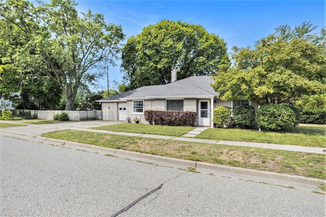 705 S Griffin Street, Grand Haven City, MI 49417