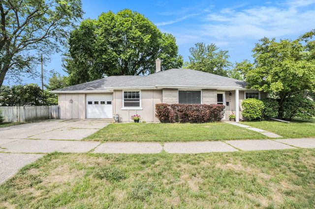 705 S Griffin Street, Grand Haven City, MI 49417