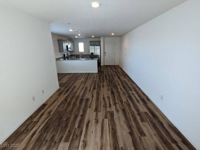 12103 Mojave Gold Road 4, Las Vegas, NV 89183