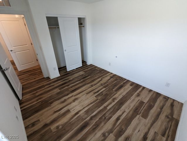 12103 Mojave Gold Road 4, Las Vegas, NV 89183