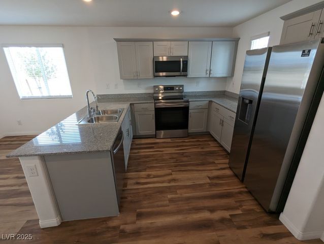 12103 Mojave Gold Road 4, Las Vegas, NV 89183