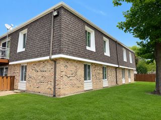 4710 Euclid Avenue 1C, Rolling Meadows, IL 60008