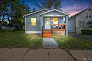 4655 Tesson Street, St Louis, MO 63116