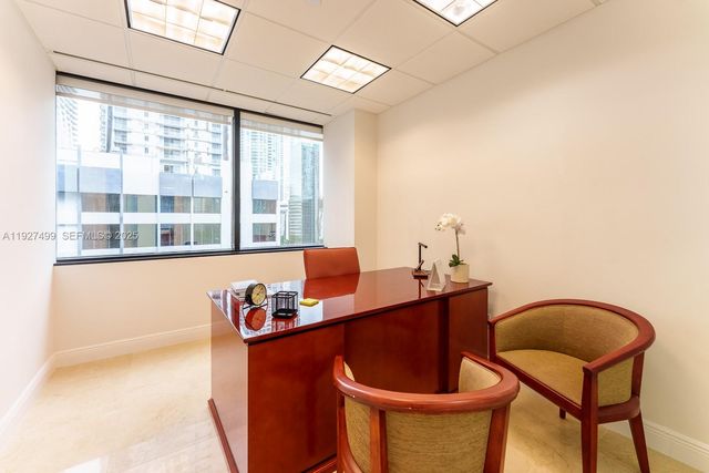 1200 Brickell Ave 850, Miami, FL 33131