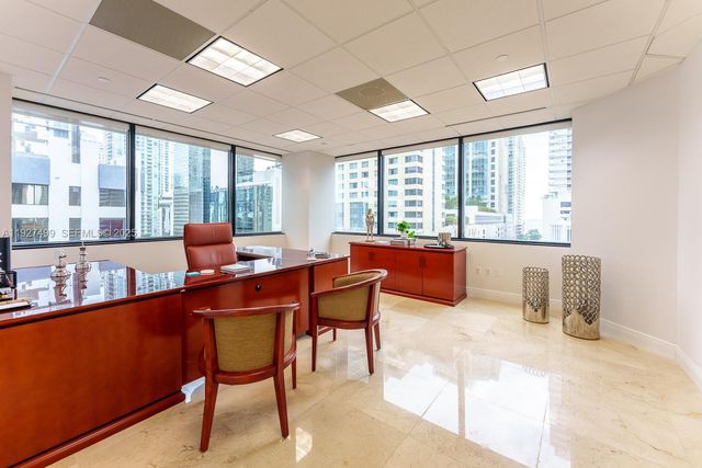 1200 Brickell Ave 850, Miami, FL 33131