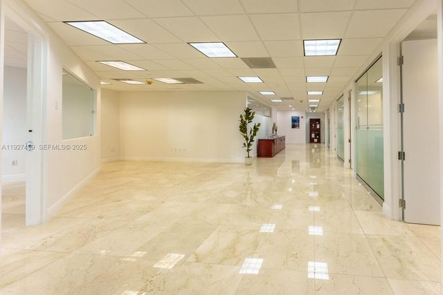 1200 Brickell Ave 850, Miami, FL 33131