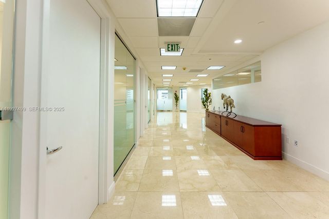 1200 Brickell Ave 850, Miami, FL 33131