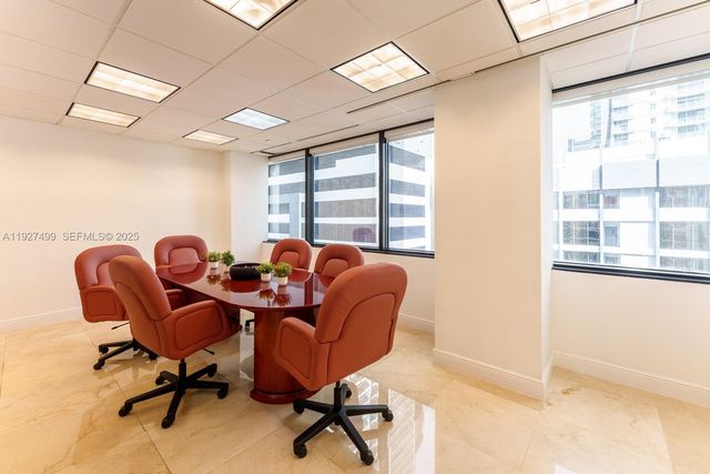 1200 Brickell Ave 850, Miami, FL 33131