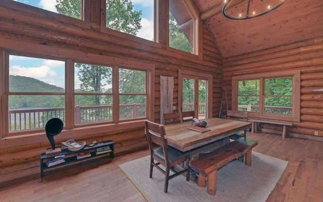 135 Ridge Top Drive, Topton, NC 28781