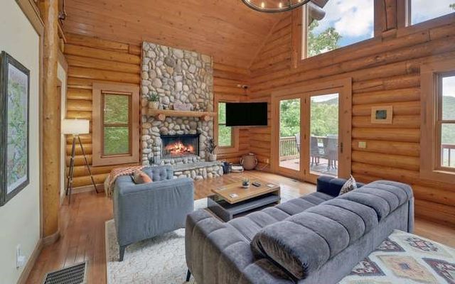 135 Ridge Top Drive, Topton, NC 28781