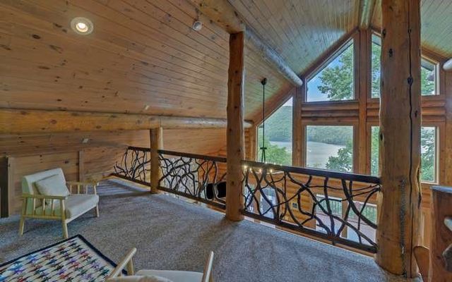 135 Ridge Top Drive, Topton, NC 28781