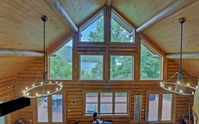 135 Ridge Top Drive, Topton, NC 28781