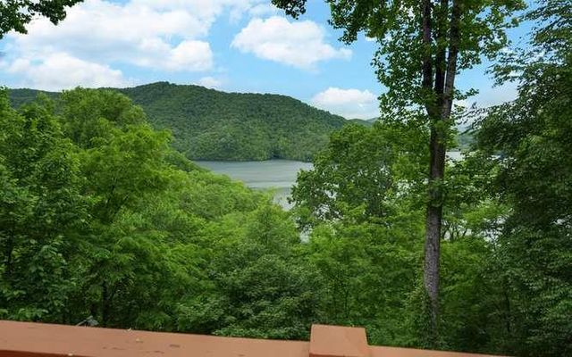 135 Ridge Top Drive, Topton, NC 28781