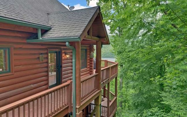 135 Ridge Top Drive, Topton, NC 28781