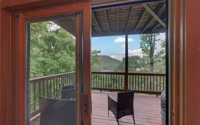 135 Ridge Top Drive, Topton, NC 28781