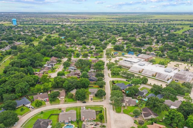 224 Old Oaks Street, League City, TX 77573