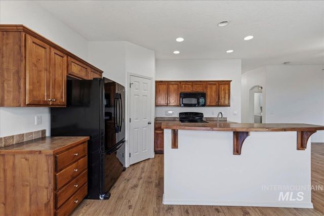 4704 Gala Avenue, Caldwell, ID 83607