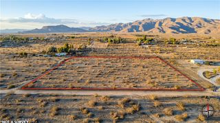 1 Clark Rd, Apple Valley, CA 92308