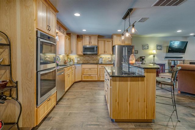 601 County Road 352, Carbon, TX 76435