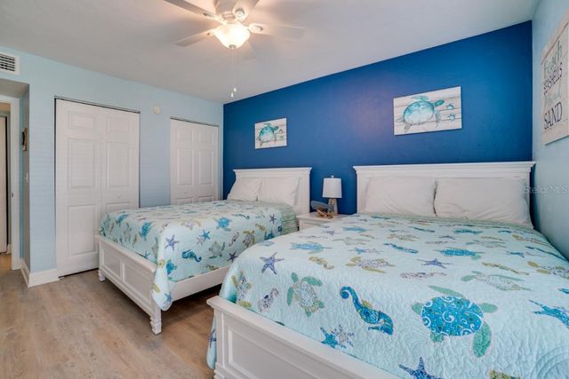 1801 GULF DRIVE N 211, Bradenton Beach, FL 34217