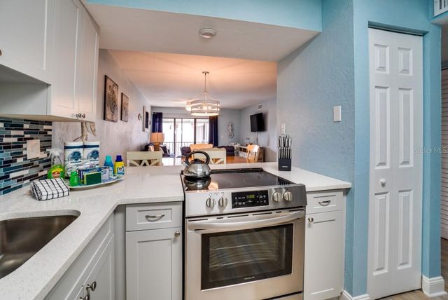 1801 GULF DRIVE N 211, Bradenton Beach, FL 34217