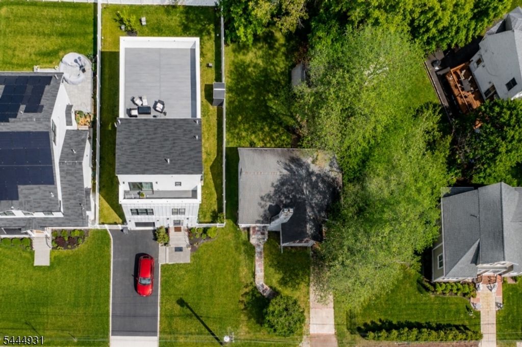 125 Meadowbrook Rd, Livingston Twp., NJ 07039 — photo 4