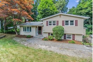 46 Midland Avenue, Central Valley, NY 10917