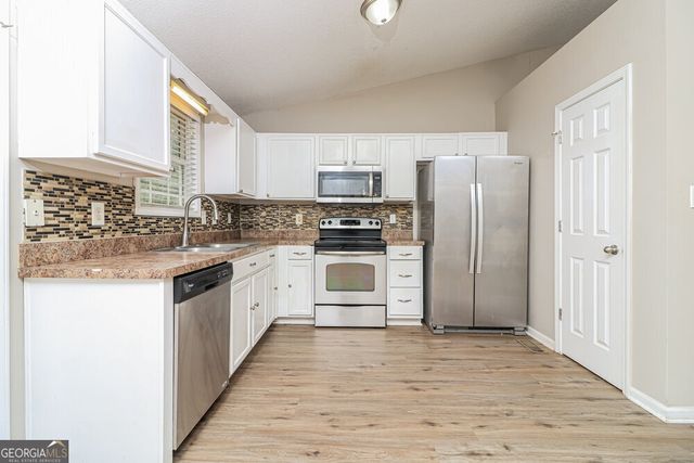 111 Hunter Place, Dallas, GA 30132