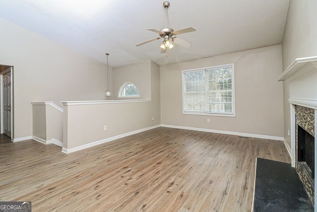 111 Hunter Place, Dallas, GA 30132